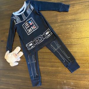 🦋Gap- star wars pajamas/ sleepwear/ boy/ size 6